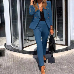 Two-piece casual suit